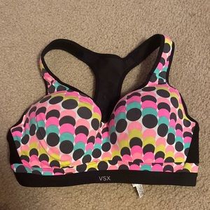 VS sports bra support